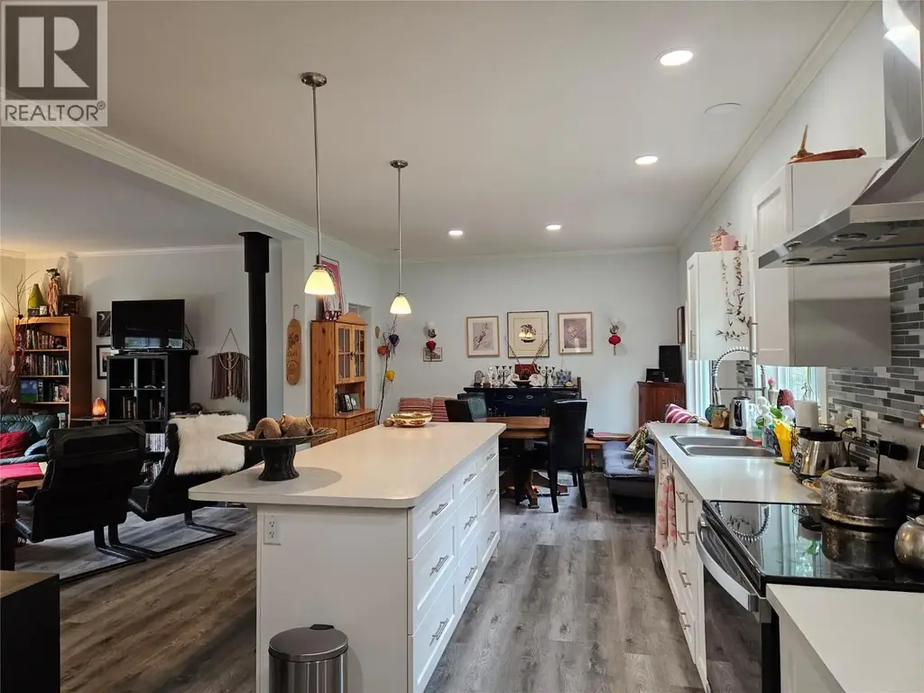 2291 15th Avenue, Nakusp